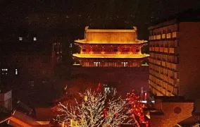 随州草甸子街火爆出圈，文旅盛况获央视聚焦